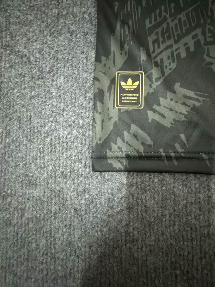 Bayern Munich POLO Special Edition Man Jersey 25/26