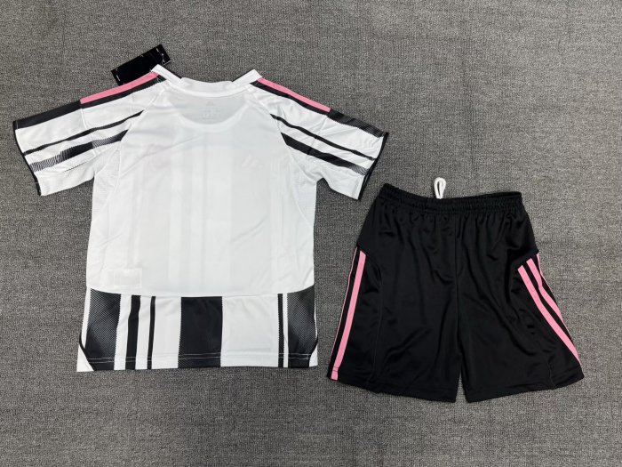 Juventus Home Kids Suit & Socks 25/26