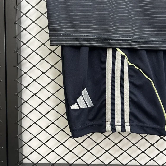 Real Madrid Away Kids Suit 25/26