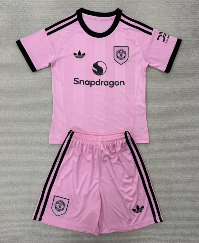 Manchester United Goalkeeper Pink Kids Suit 25/26