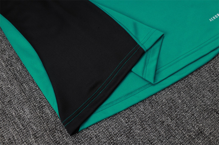 Liverpool Training Jersey Suit 25/26