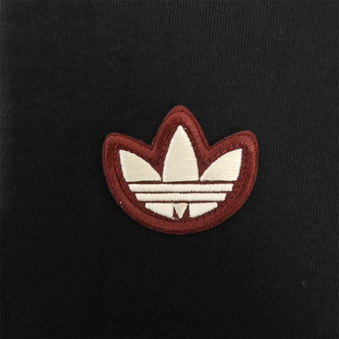 Ajax Hoodle Sweatshirt Training Jersey 25/26 (Multiple colors)