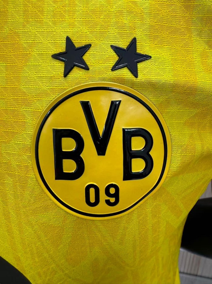 Borussia Dortmund Home Player Man Jersey 26/27