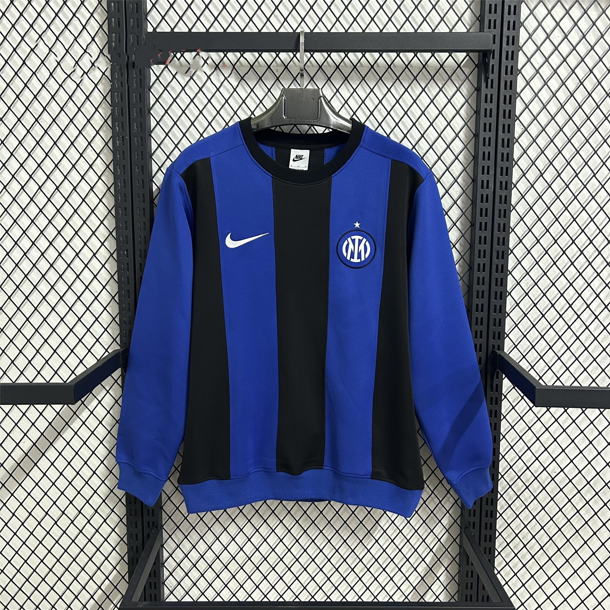 Inter Milan Hoodless Sweatshirt Training  Jersey 25/26