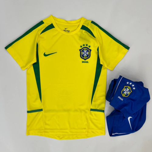 Brazil Home Retro Short Sleeves Adult Suit 2002