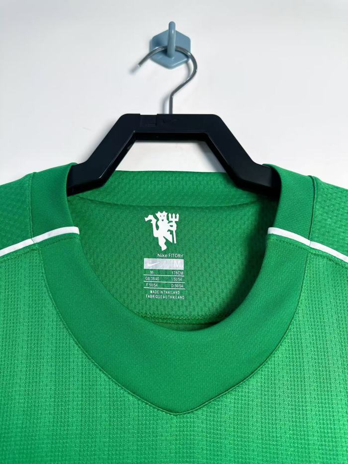 Manchester United Goalkeeper Retro Jersey 07/08
