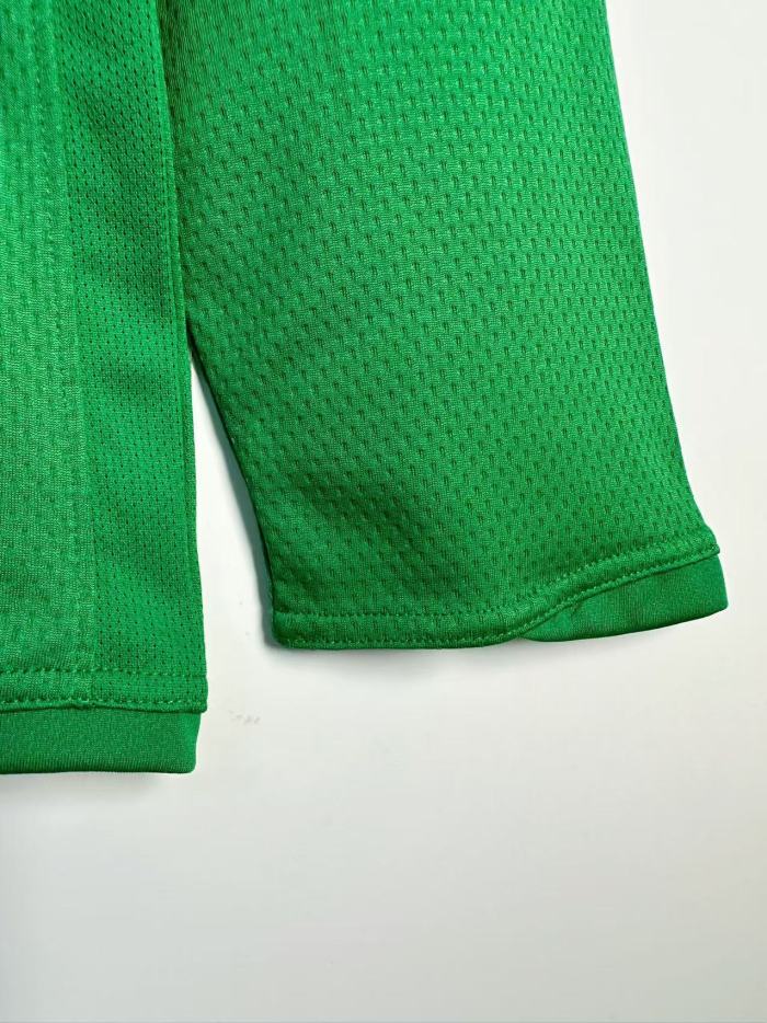 Manchester United Goalkeeper Long Sleeve Retro Jersey 07/08