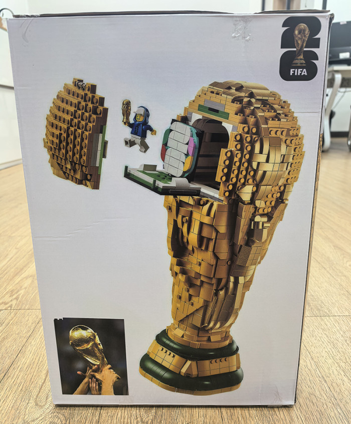 LEGO 43020 FIFA World Cup Football Fan Boy Assembled Building Block Toy Children's Gift