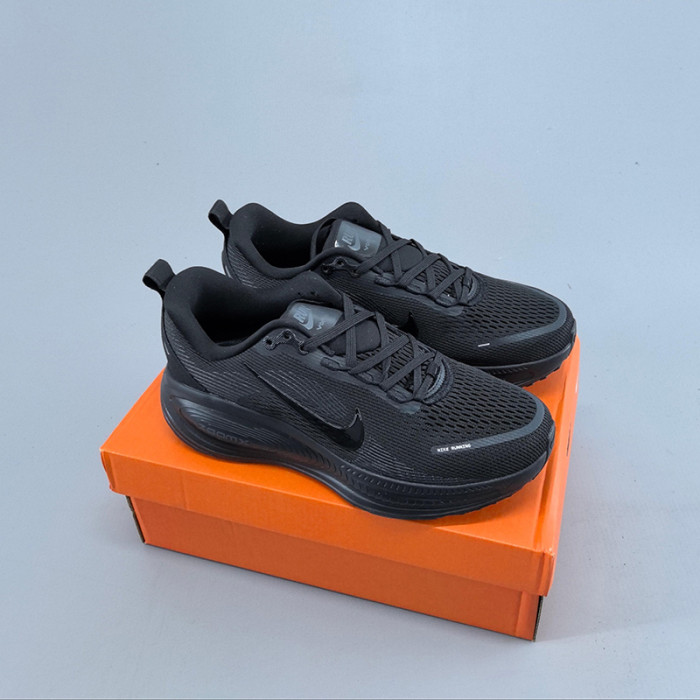 Nike Vomero 18  Men's Road Running Shoes
