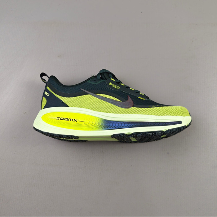 Nike Vomero 18 GTX Men's Road Running Shoes