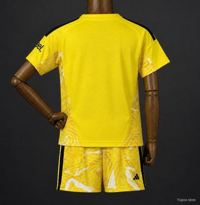 Arsenal Yellow Goalkeeper Kids Suit 26/27