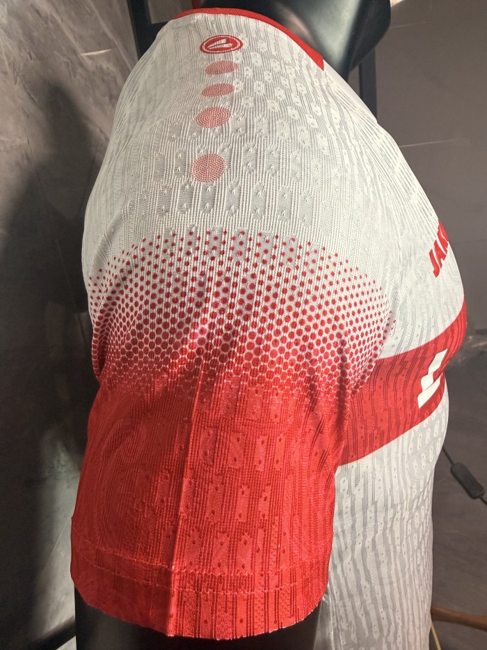 VfB Stuttgart Home Man Player Jersey 26/27