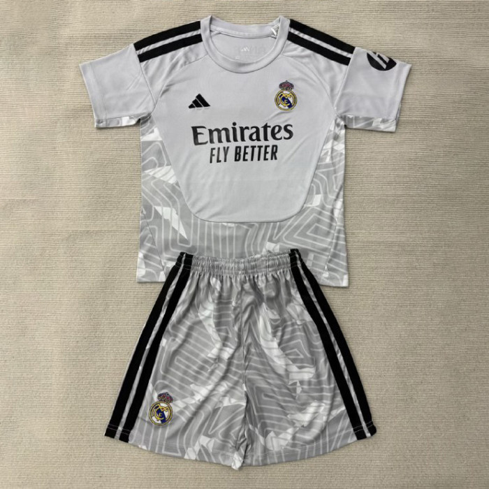 Real Madrid Grey Goalkeeper Kids Suit 26/27