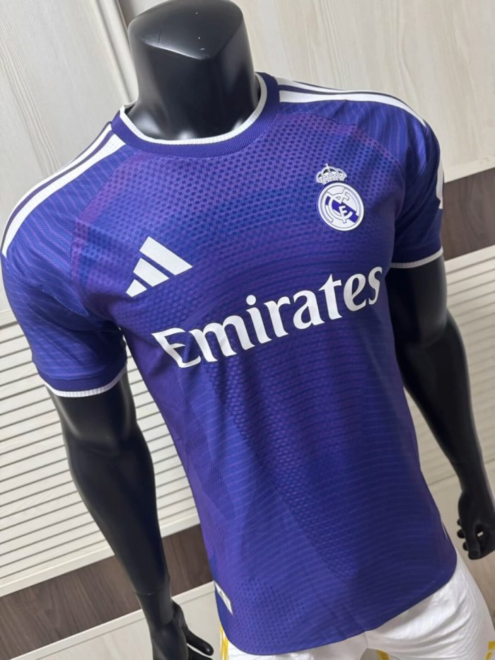 Real Madrid Third Player Men Jersey 27/28