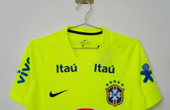 Brazil 2022 Training Man Jersey