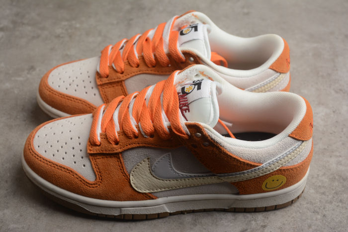 SB Dunk Low SE milk white orange/off-white double hook