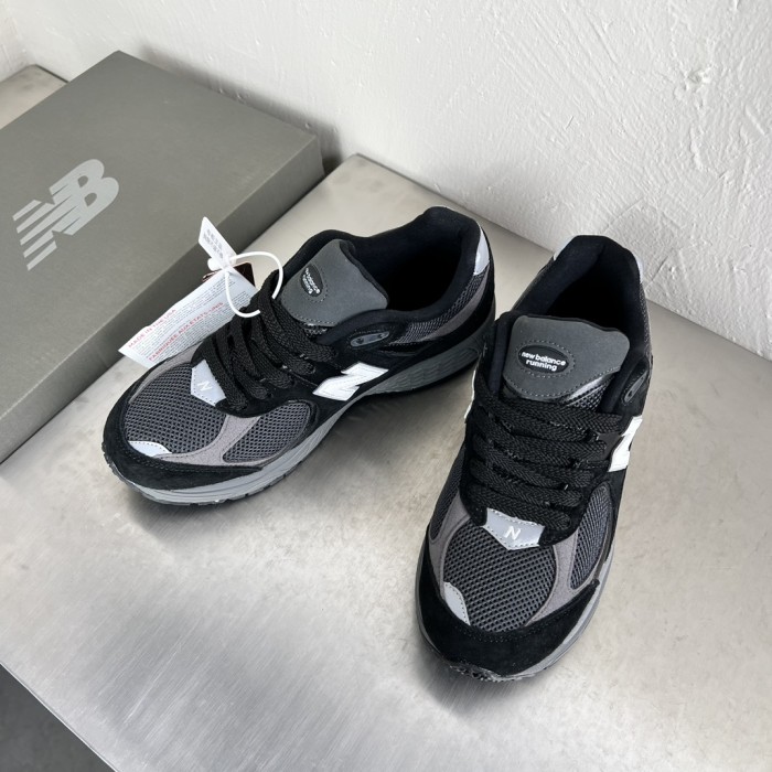 New Balance 2002R Black Dark Grey White - M2002RR1