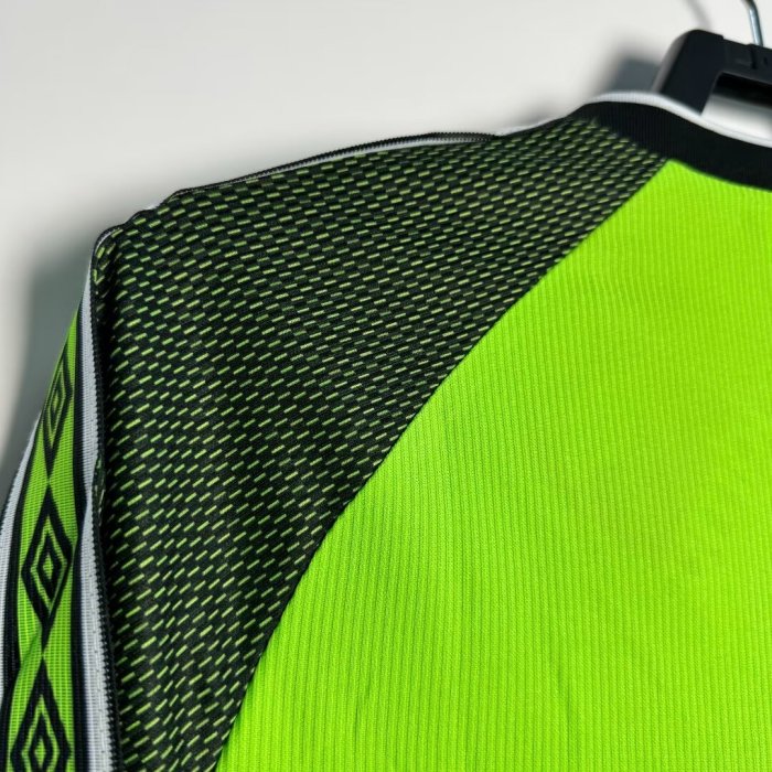 Manchester United Home Long Sleeve Retro Jersey 1998/99