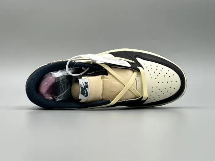 Travis Scott x Air Jordan 1 Black Blue