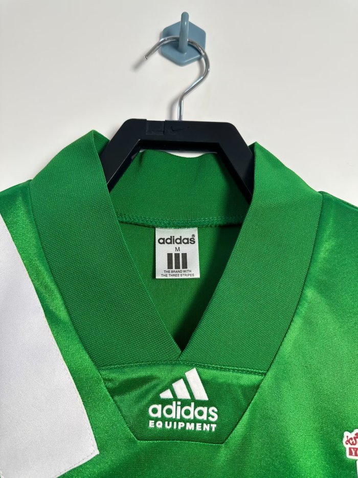 Liverpool Away Retro Jersey 1992/93