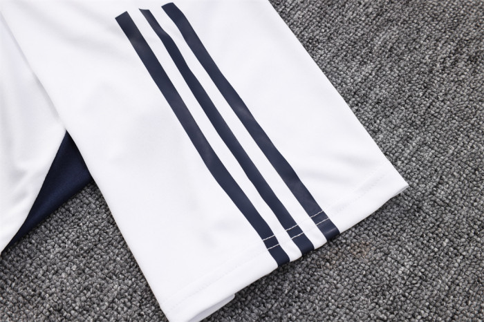 Italy Training Jersey 23/24