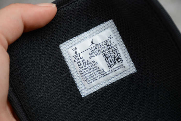 Air Jordan 1 Retro Mid White Shadow 554724-073