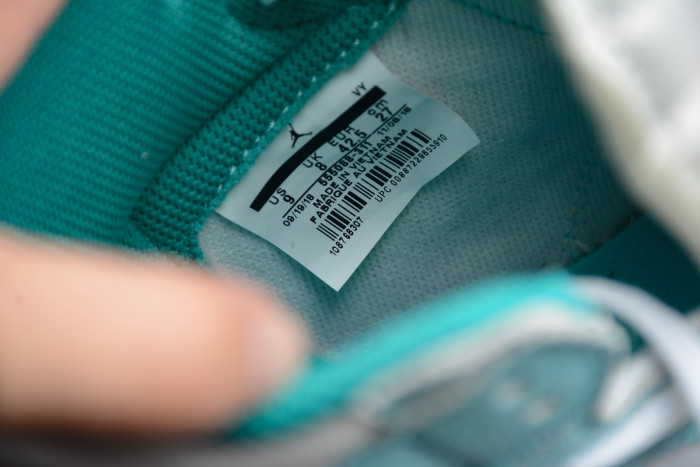 Air Jordan 1 Retro High OG “Turbo Green” 555088-311