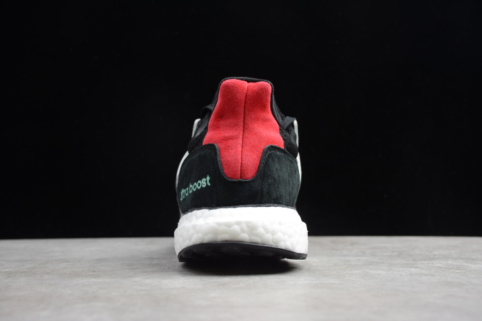 Ultra Boost S&L Black Grey Red EF0724