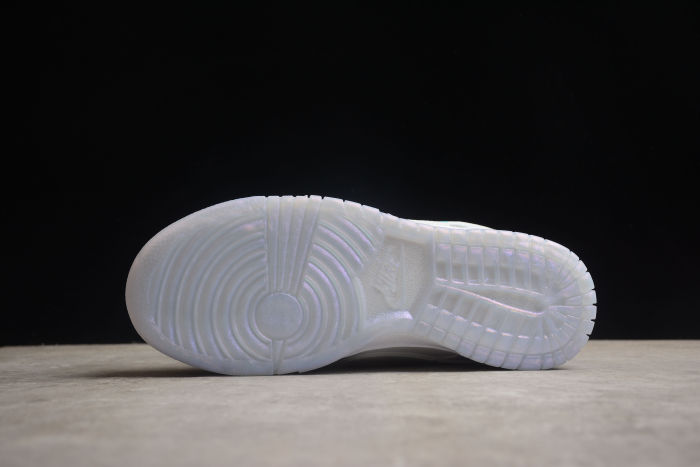 SB Dunk Low Unlock your Space FJ7743-194