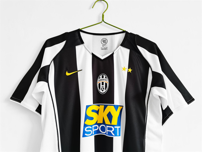 Juventus Home Retro Jersey 2004/05