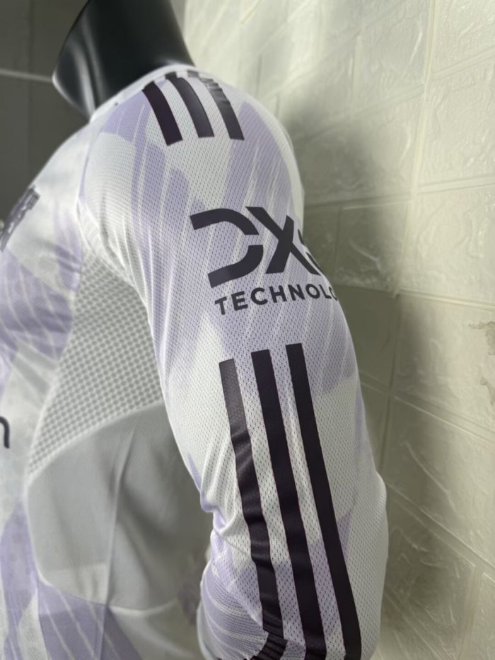 Manchester United Away Long Sleeve Player Jersey 25/26
