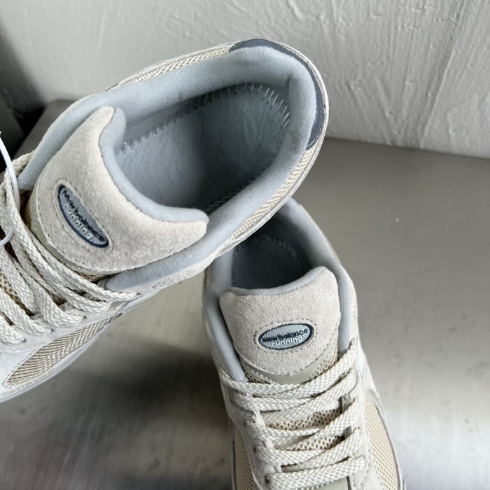 New Balance 2002R Sea Salt U2002RWH