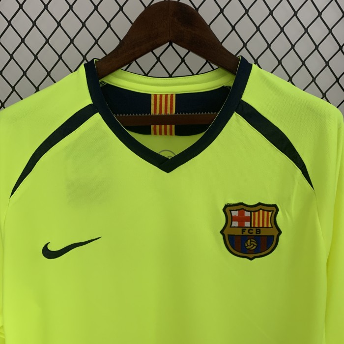 Barcelona Away Long Sleeve Retro Jersey 2005/06