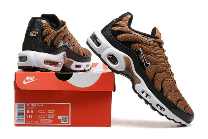 Air Max Plus “Golden Harvest” DM0032-700