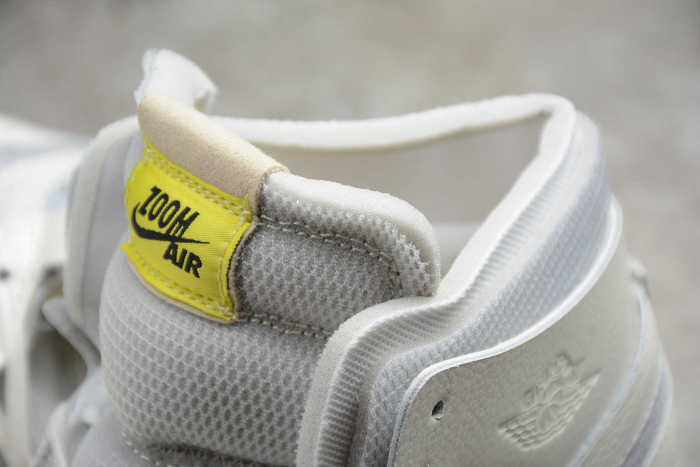 Air Jordan 1 Zoom Comfort Sail Pearl White CT0979-107