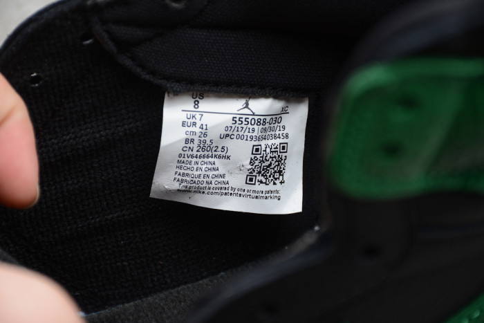 Air Jordan 1 Retro High OG Pine Green White Black Gym Red 555088-030