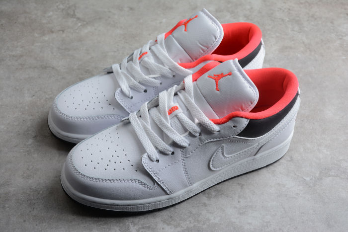 Jordan 1 Low White Black Infrared (GS)