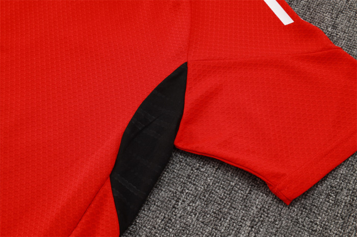 Liverpool Training Short sleeve Jersey 24/25