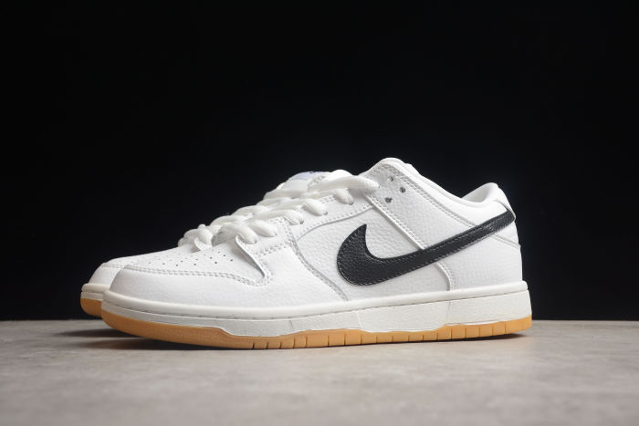 SB Dunk Low Pro White Gum CD2563-101