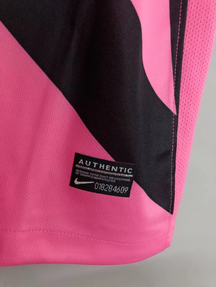 Juventus Away Retro Jersey 2011/12