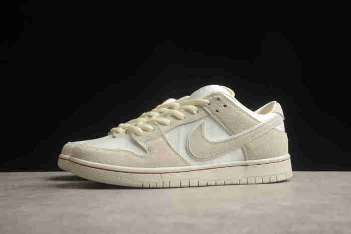 SB Dunk Low Valentine's Day Light Bone FZ5654-100