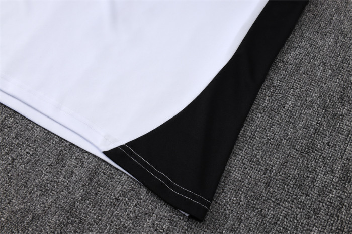 Liverpool Training Jersey 25/26