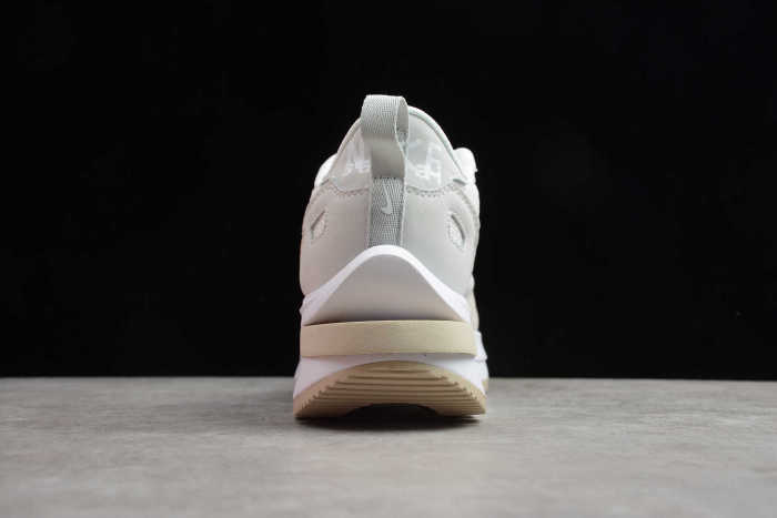 Sacai x nike pegasus vaporfly sp light grey off white bv0073-307