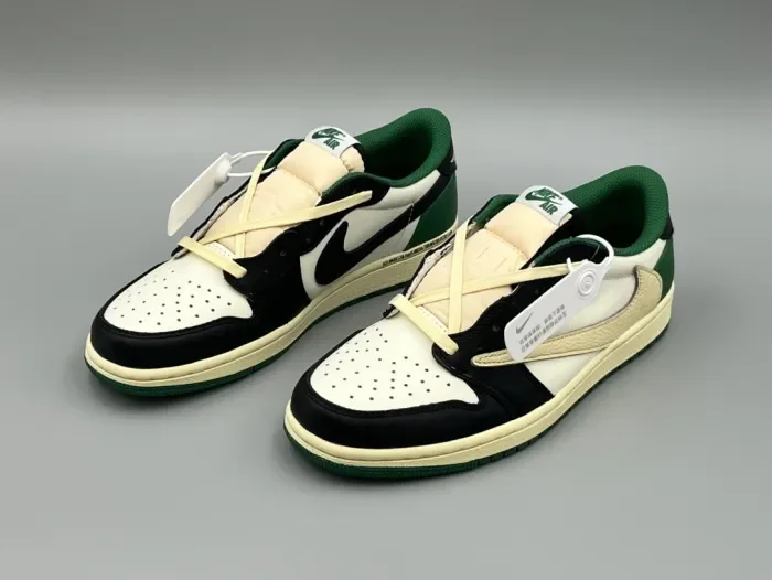 Travis Scott x Air Jordan 1 Green