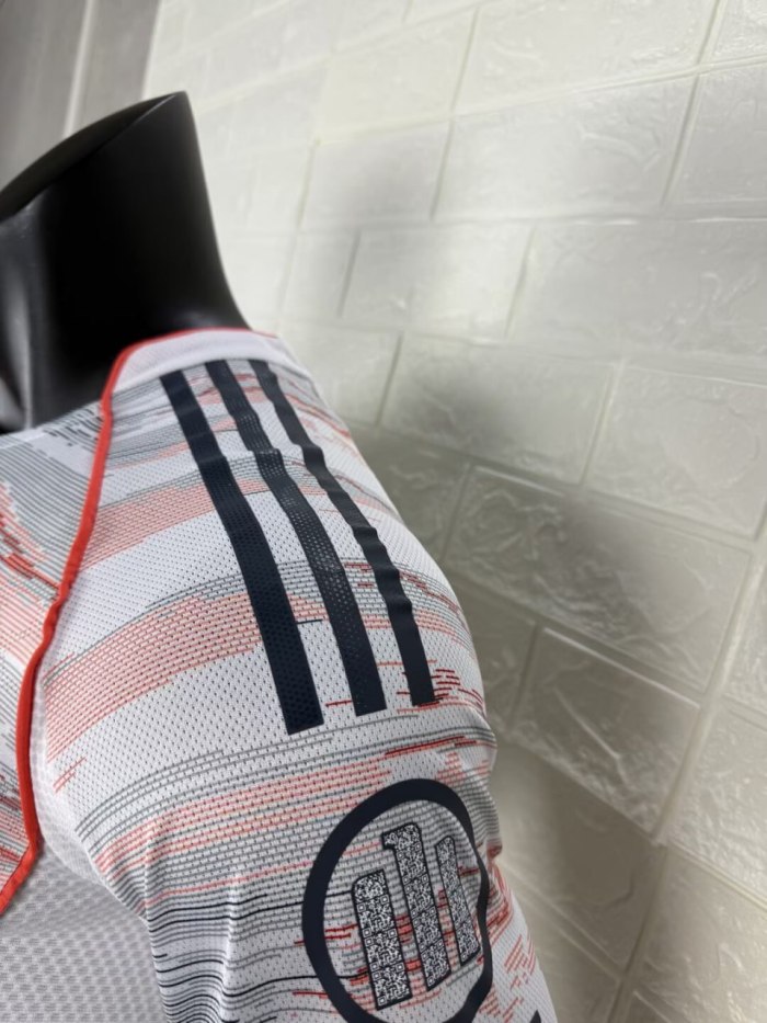 Bayern Munich Home Player Long Sleeve Jersey 25/26