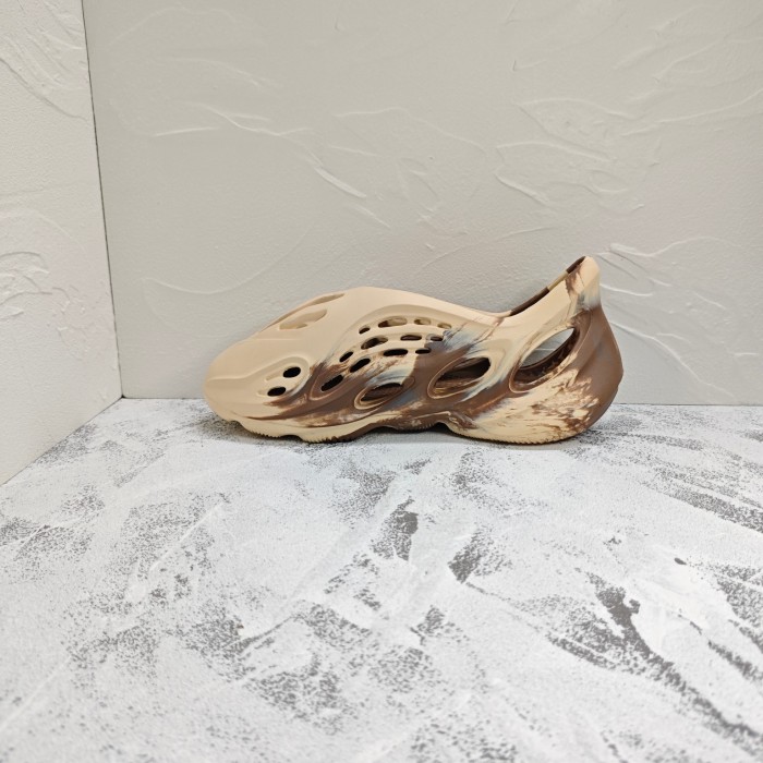 adidas Yeezy Foam Runner Sulfur Non-slip