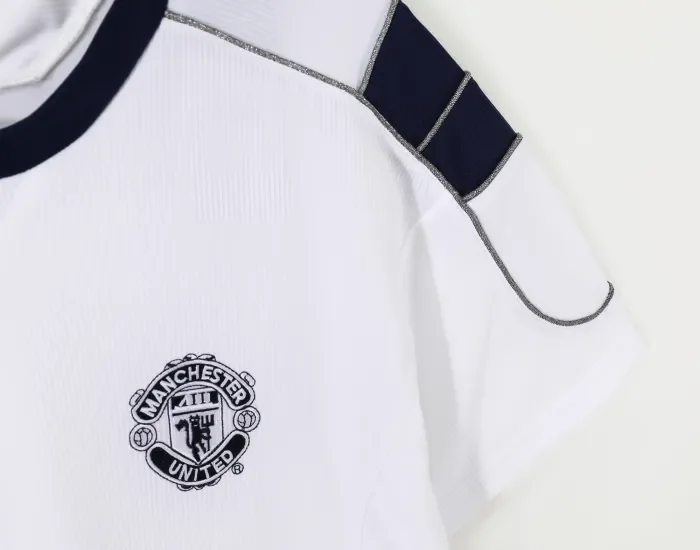 Manchester United Away Retro Jersey 2000/01