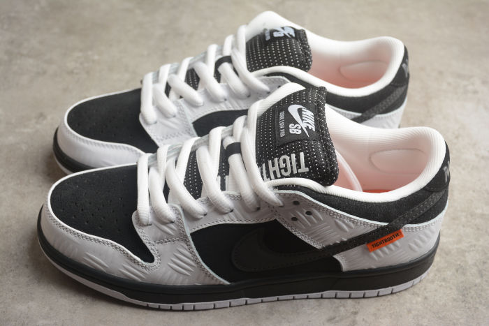 SB X Tightbooth Dunk Low (FD2629-100)