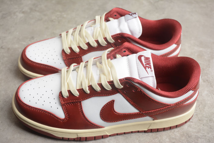 SB Dunk Low PRM Team Red (W) (FJ4555-100)
