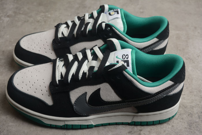 SB Dunk Low green black dark gray DO9457 - 133